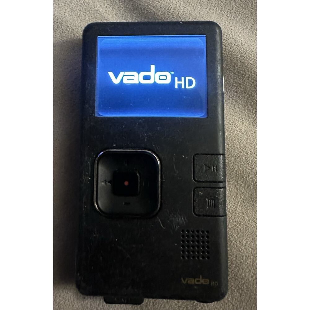 Creative HD 8 GB Pocket Camcorder - Black Works Great!